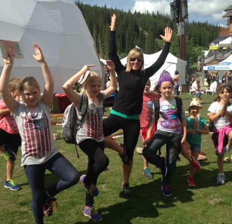 Tracey Wright with children at The Wanderlust Festival